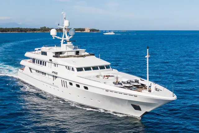 Apogee — Yacht Charter Marbella, Marbella