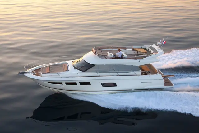 Prestige 550 FLY — Yacht Charter Marbella, Marbella