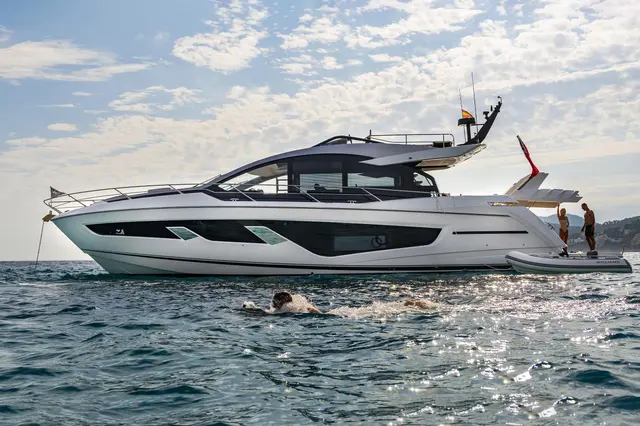 Sunseeker 65 Sport — Yacht Charter Marbella, Marbella