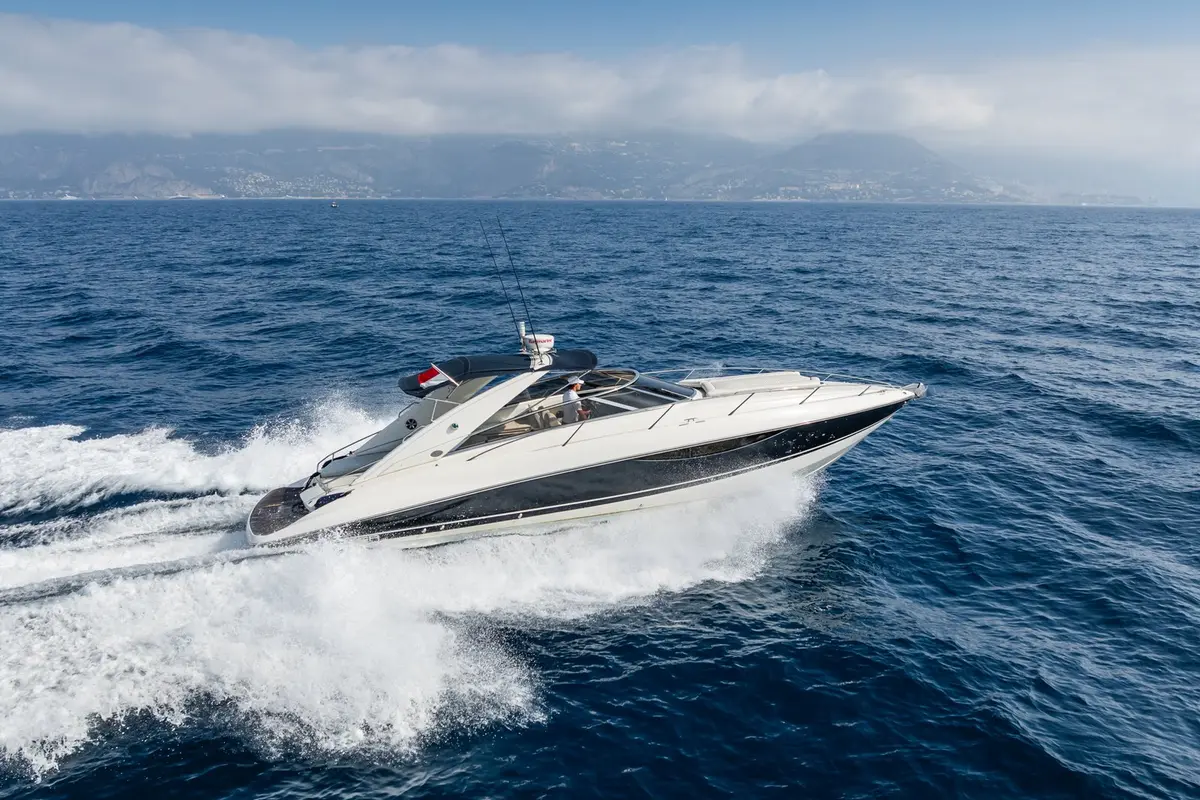 Superhawk 34, exterior — Yacht Charter Marbella, Marbella. Salidas cortas y rápidas por la bahía de Marbella