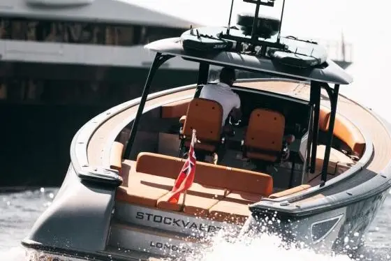 Wajer 38S, salón — Yacht Charter Marbella, Marbella. Recorridos ágiles por la costa desde Puerto Banús